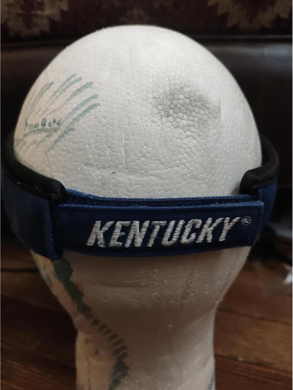University of Kentucky - Visor by Starter -Adjustable EUC - Picture 3 of 4